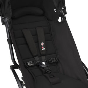 Poussette Stokke® YOYO³ de la naissance à 3 ans - cadre blanc/noir 