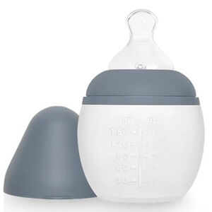 Biberon silicone 150 ml tétine débit lent Blue Grey Main Biberon silicone 150 ml tétine débit lent Blue Grey