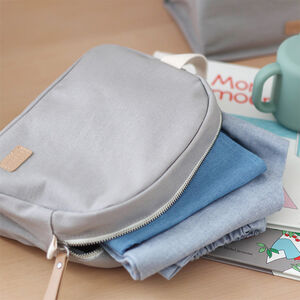 Trousse de toilette gris perle 