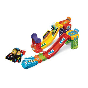 Garage Tut tut Bolides - Tremplins cascades de l'extrême + personnage Lucas  