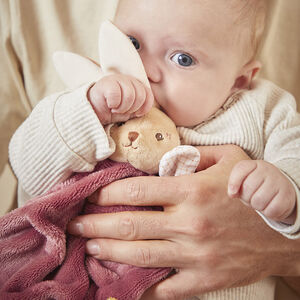 Doudou plat carré lapin bordeaux 